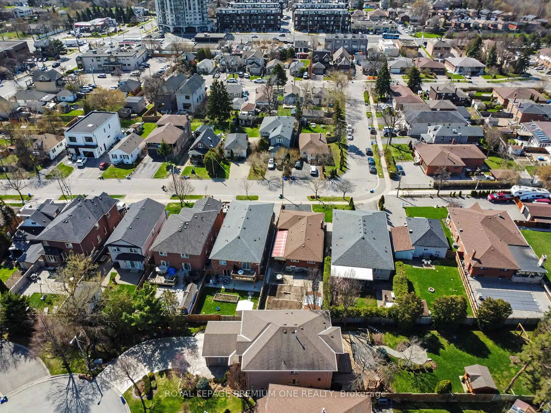 Photo 38 of 44 Ellerby Square N, Vaughan, West Woodbridge — HOMEH