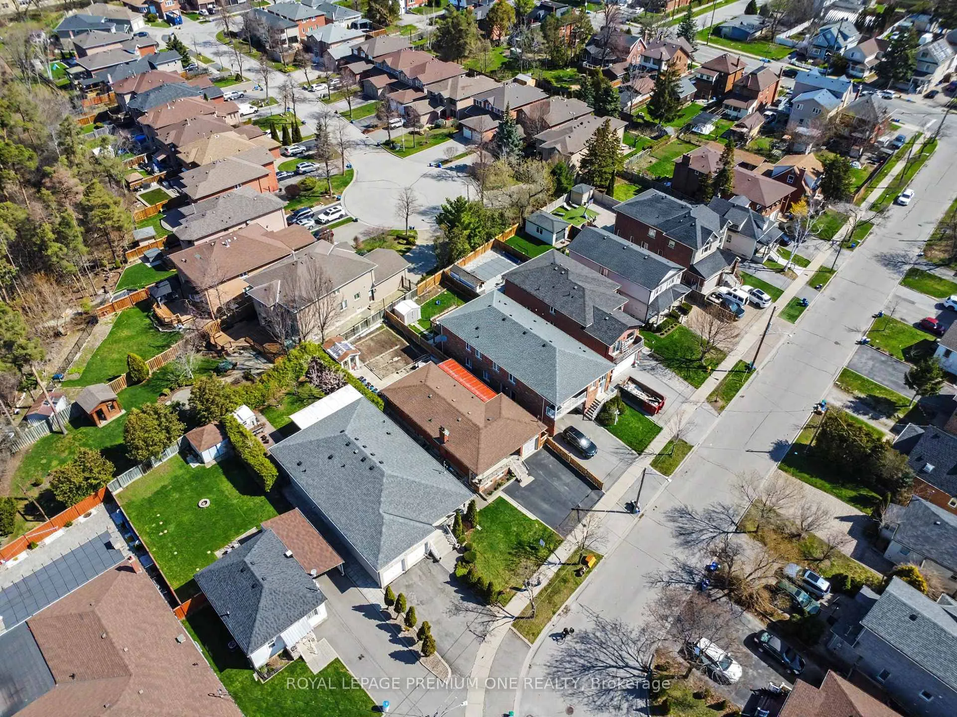 Photo 42 of 44 Ellerby Square N, Vaughan, West Woodbridge — HOMEH