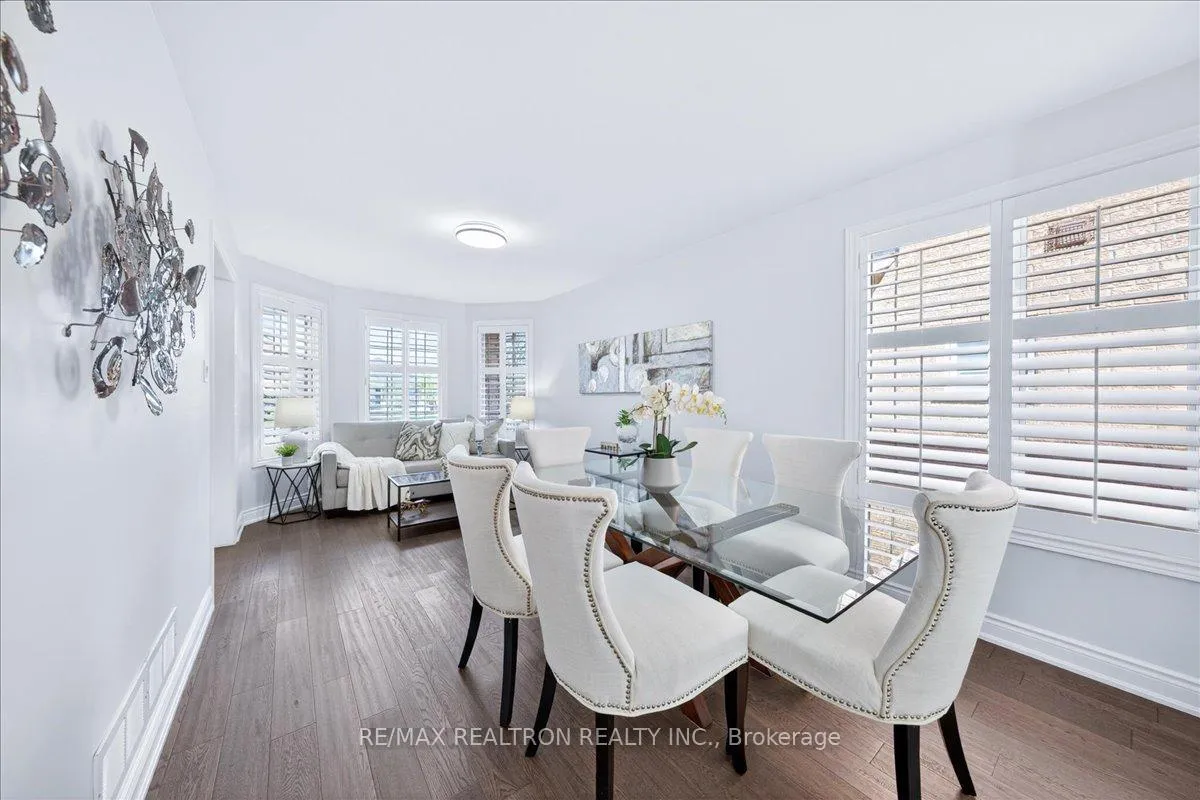 Photo 10 of 29 Campania Court, Vaughan, Elder Mills — HOMEH