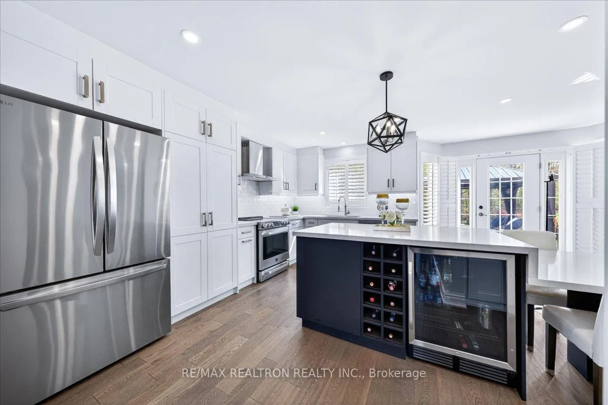 Photo 11 of 29 Campania Court, Vaughan, Elder Mills — HOMEH