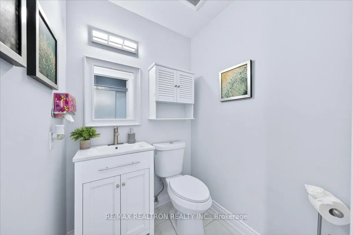 Photo 25 of 29 Campania Court, Vaughan, Elder Mills — HOMEH