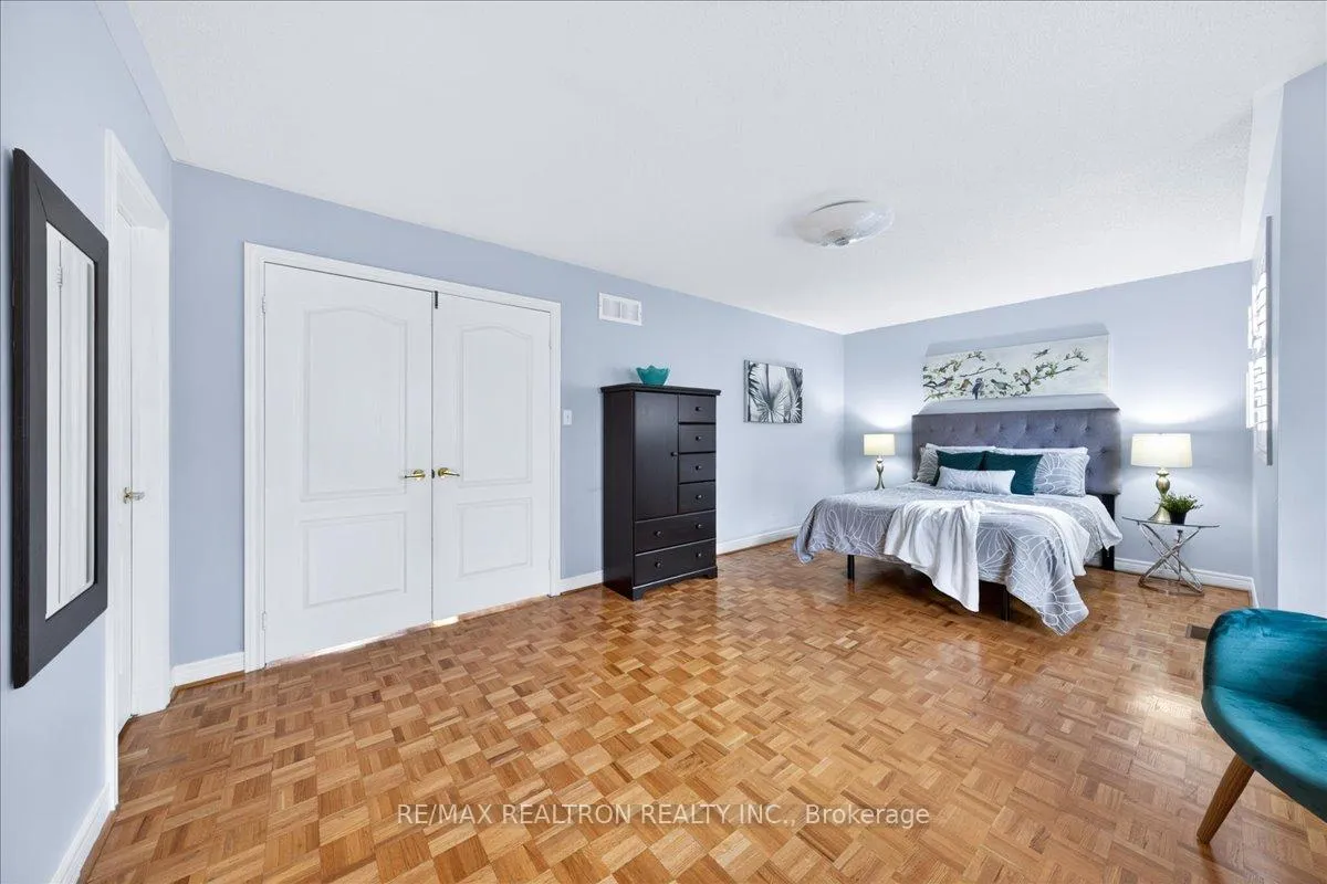 Photo 27 of 29 Campania Court, Vaughan, Elder Mills — HOMEH