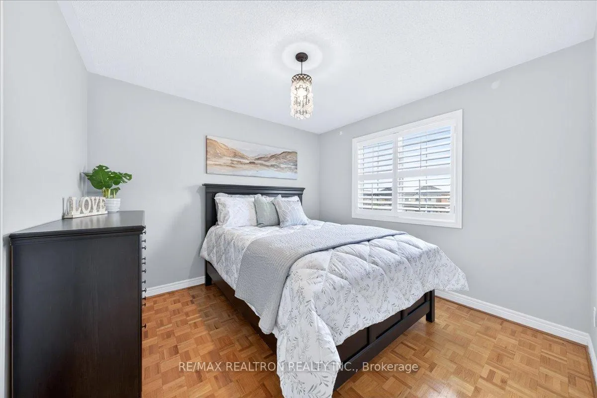 Photo 31 of 29 Campania Court, Vaughan, Elder Mills — HOMEH