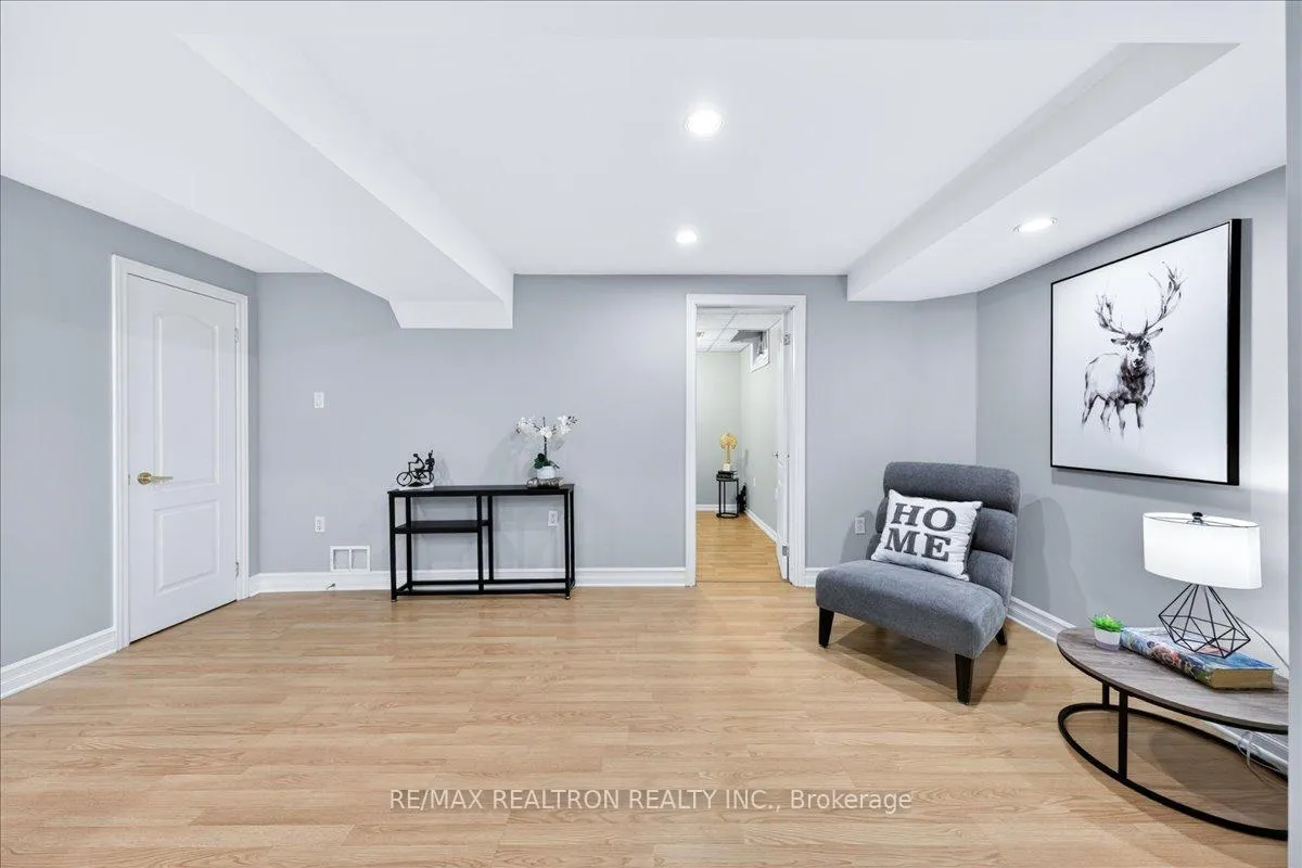 Photo 40 of 29 Campania Court, Vaughan, Elder Mills — HOMEH