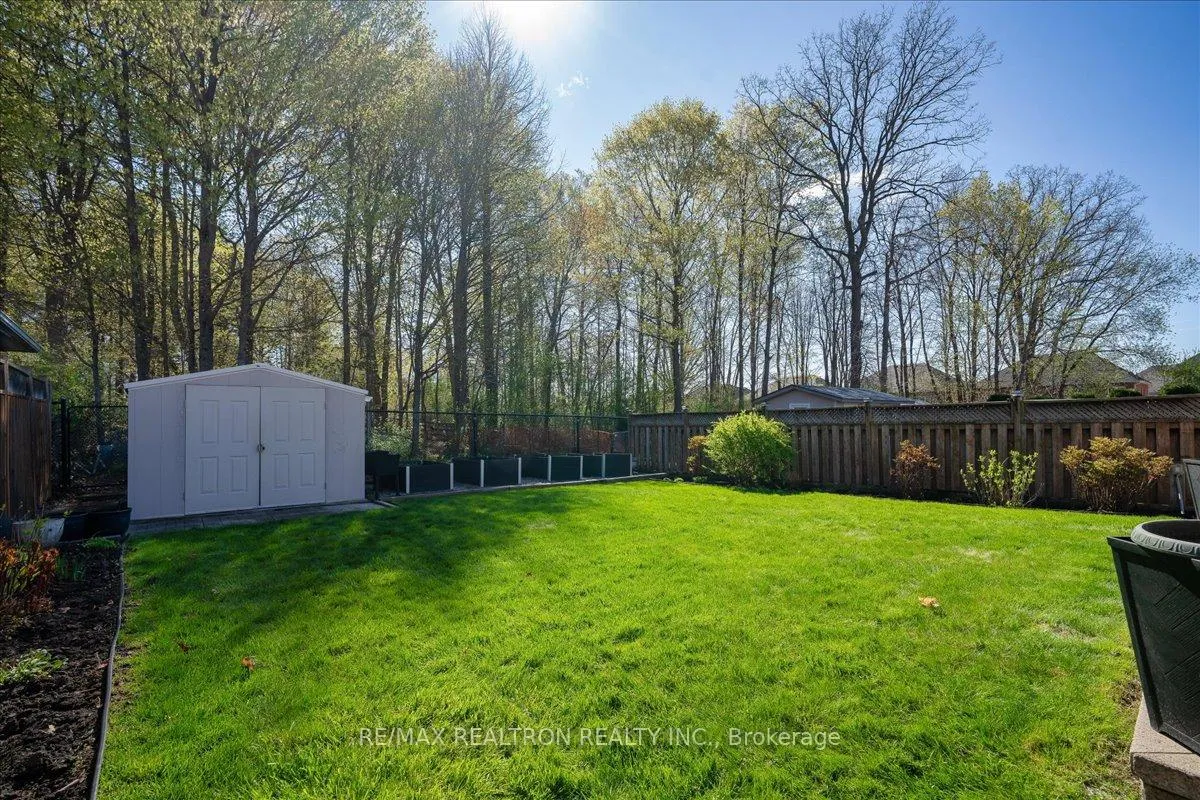 Photo 44 of 29 Campania Court, Vaughan, Elder Mills — HOMEH