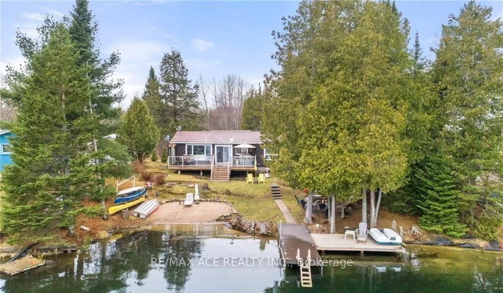 Photo of 1440 Clement Lake Road