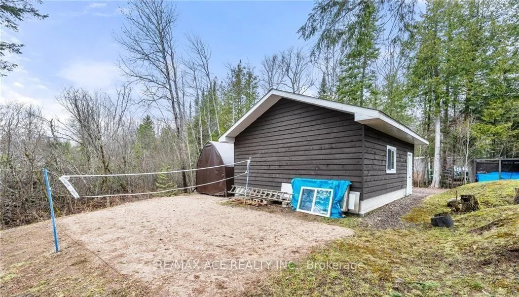 Photo 17 of 1440 Clement Lake Road, Highlands East, Monmouth — HOMEH