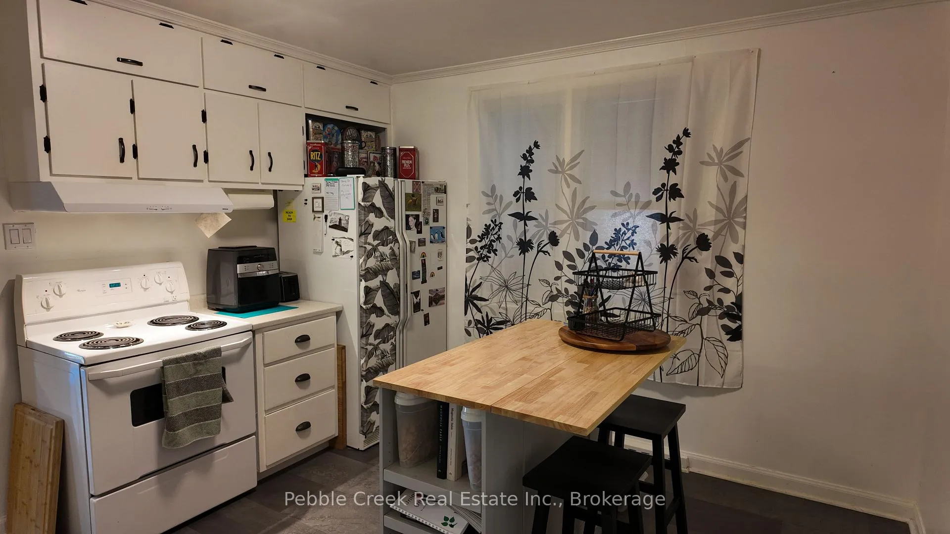 Photo 8 of 145 Elizabeth Street, Goderich, Goderich (Town) — HOMEH