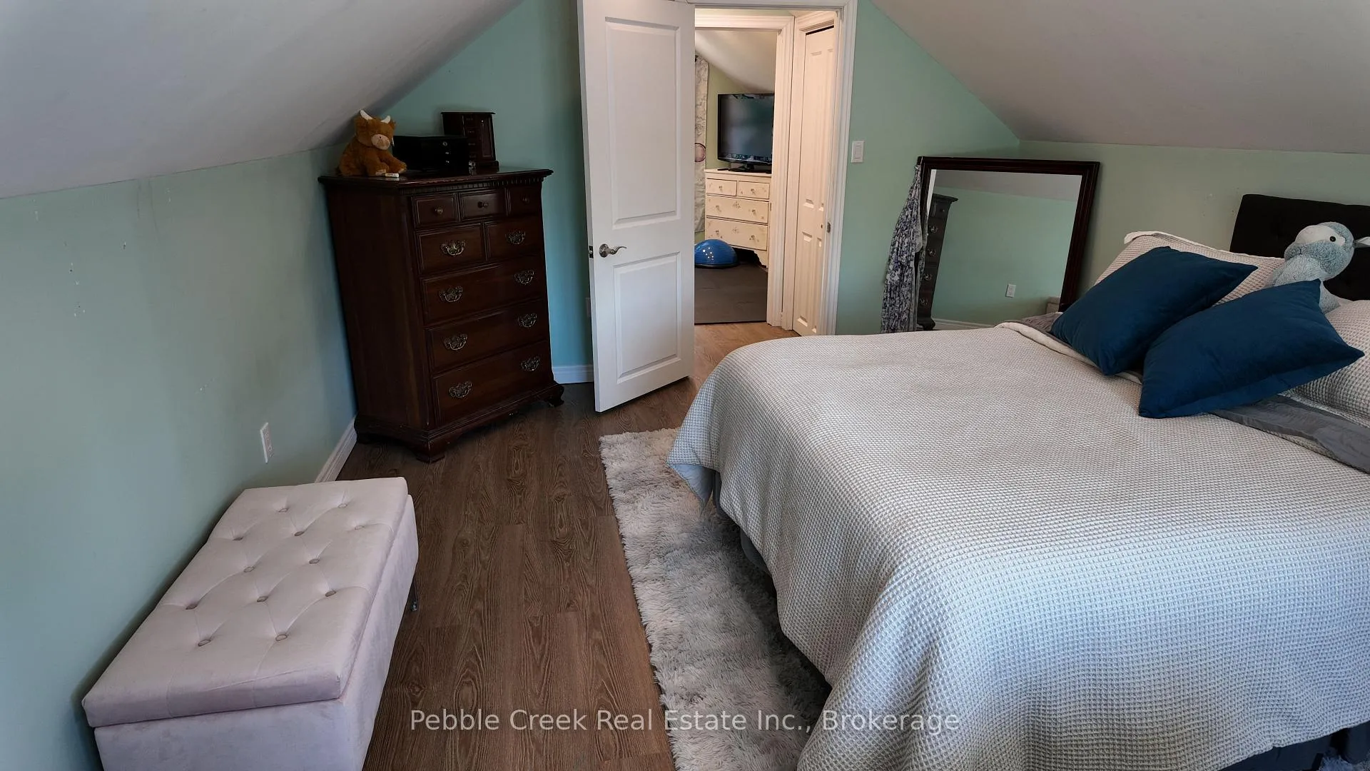 Photo 17 of 145 Elizabeth Street, Goderich, Goderich (Town) — HOMEH