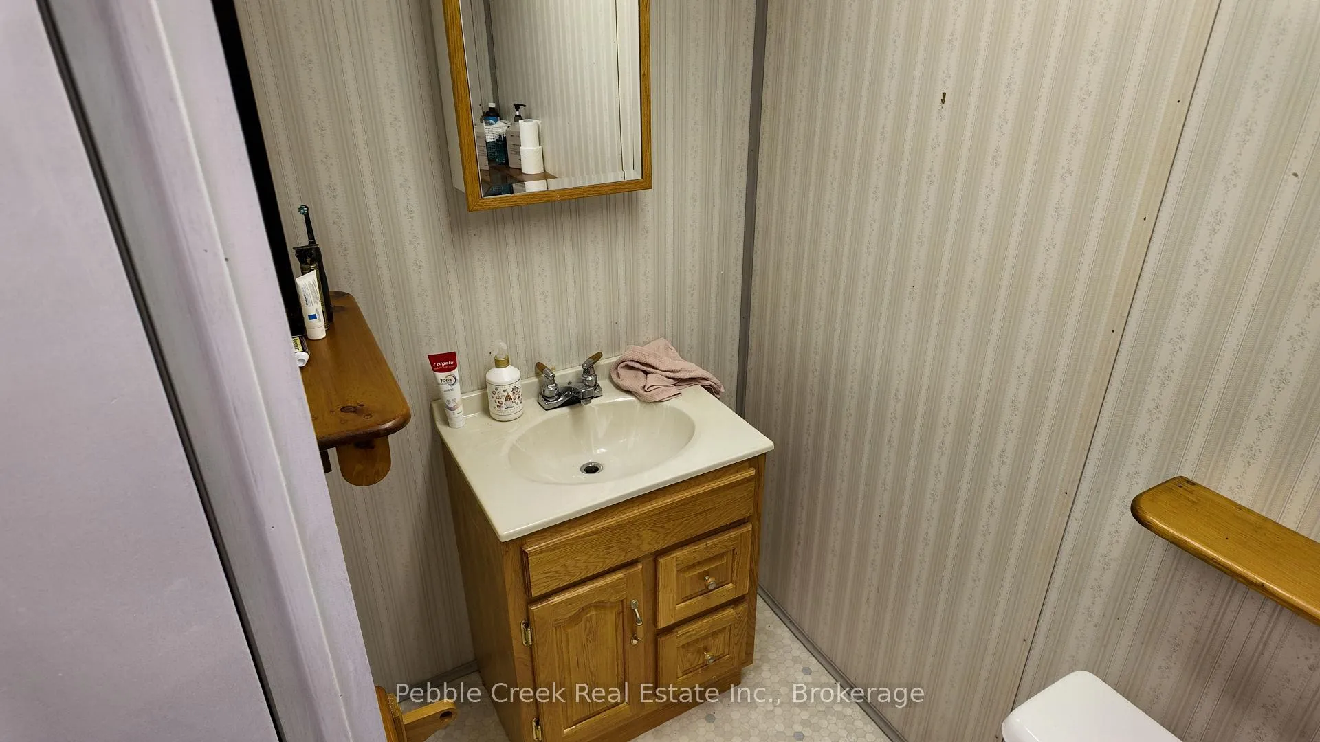 Photo 23 of 145 Elizabeth Street, Goderich, Goderich (Town) — HOMEH