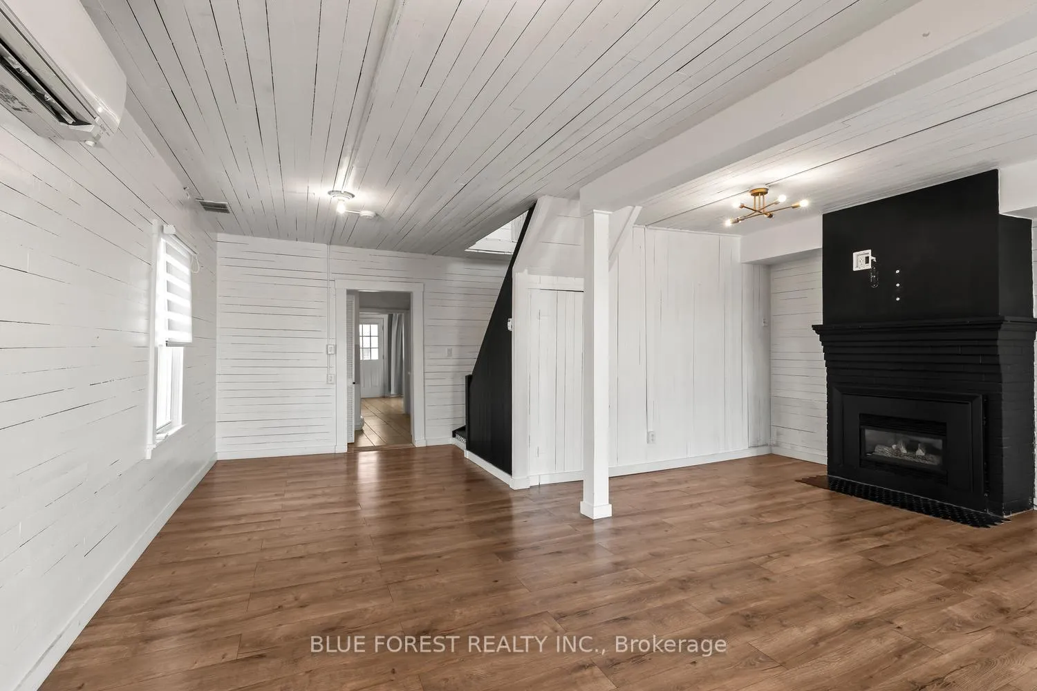 Photo 12 of 413 Front Street, Central Elgin, Port Stanley — HOMEH