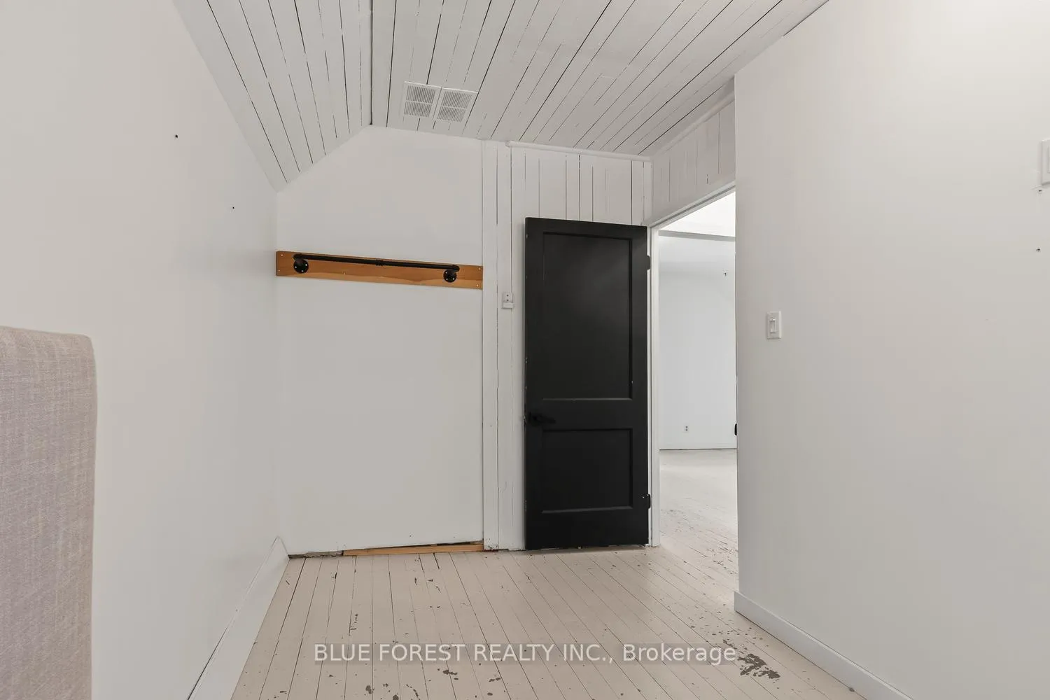 Photo 36 of 413 Front Street, Central Elgin, Port Stanley — HOMEH