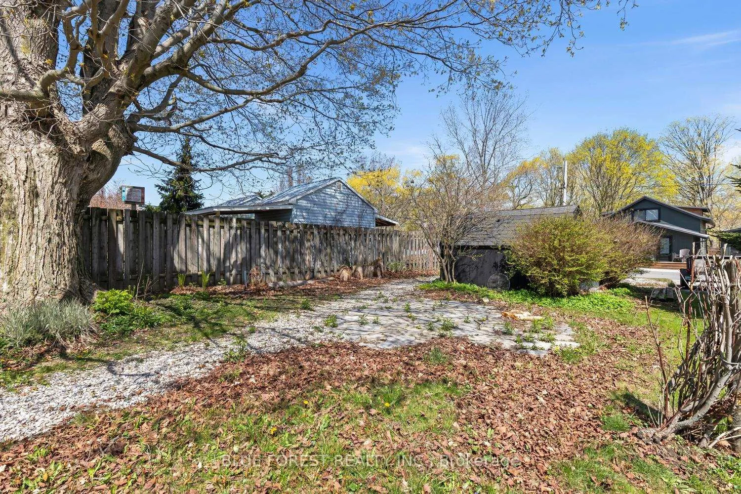 Photo 42 of 413 Front Street, Central Elgin, Port Stanley — HOMEH