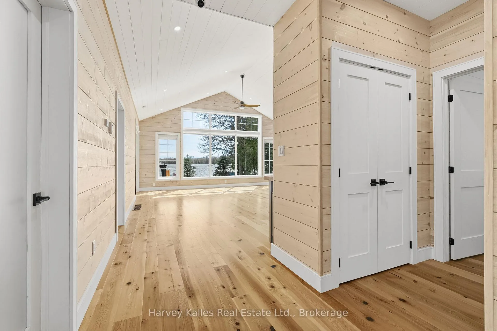 Photo 19 of 40 & 41 Sunset Cove Road, Seguin — HOMEH
