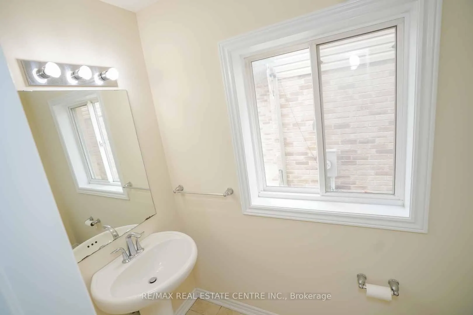 Photo 6 of 454 Starwood Drive, Guelph, Grange Road — HOMEH
