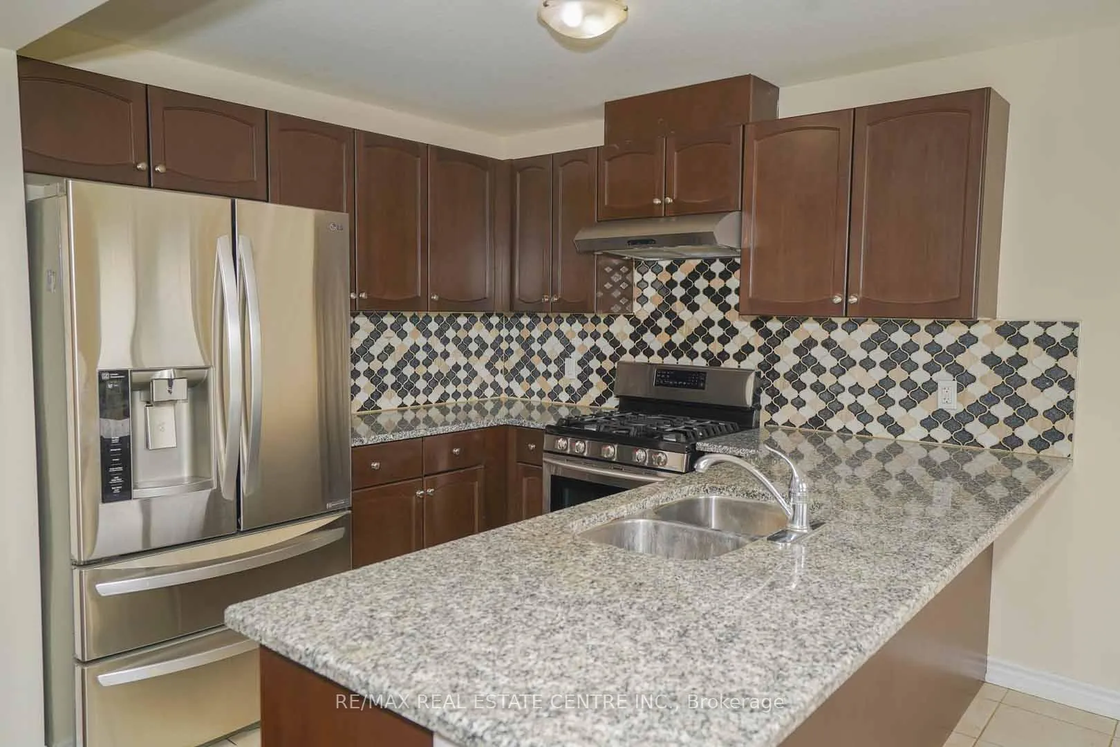 Photo 11 of 454 Starwood Drive, Guelph, Grange Road — HOMEH
