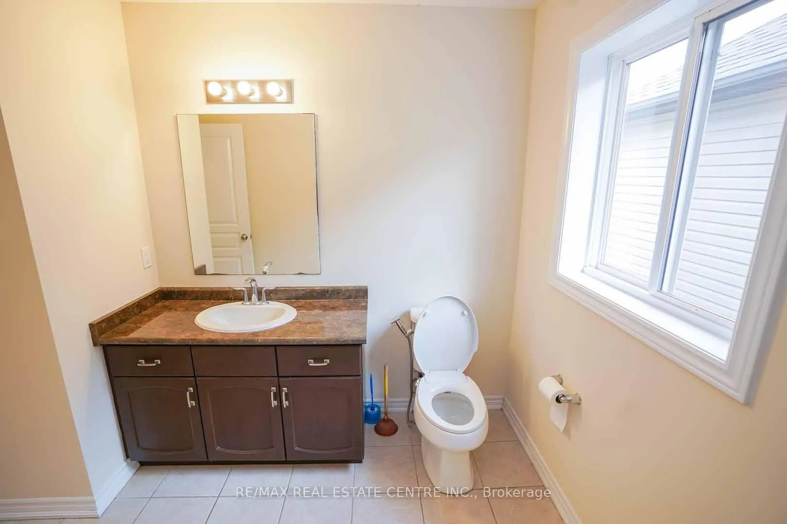 Photo 34 of 454 Starwood Drive, Guelph, Grange Road — HOMEH