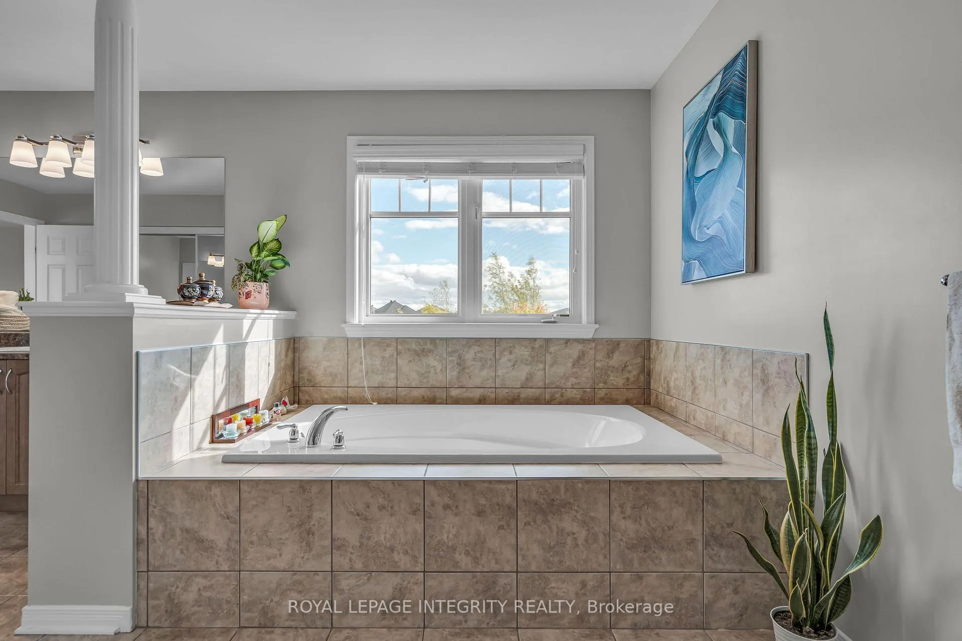 Photo 28 of 367 Andalusian Crescent, Ottawa, Kanata - Emerald Meadows/Trailwest — HOMEH