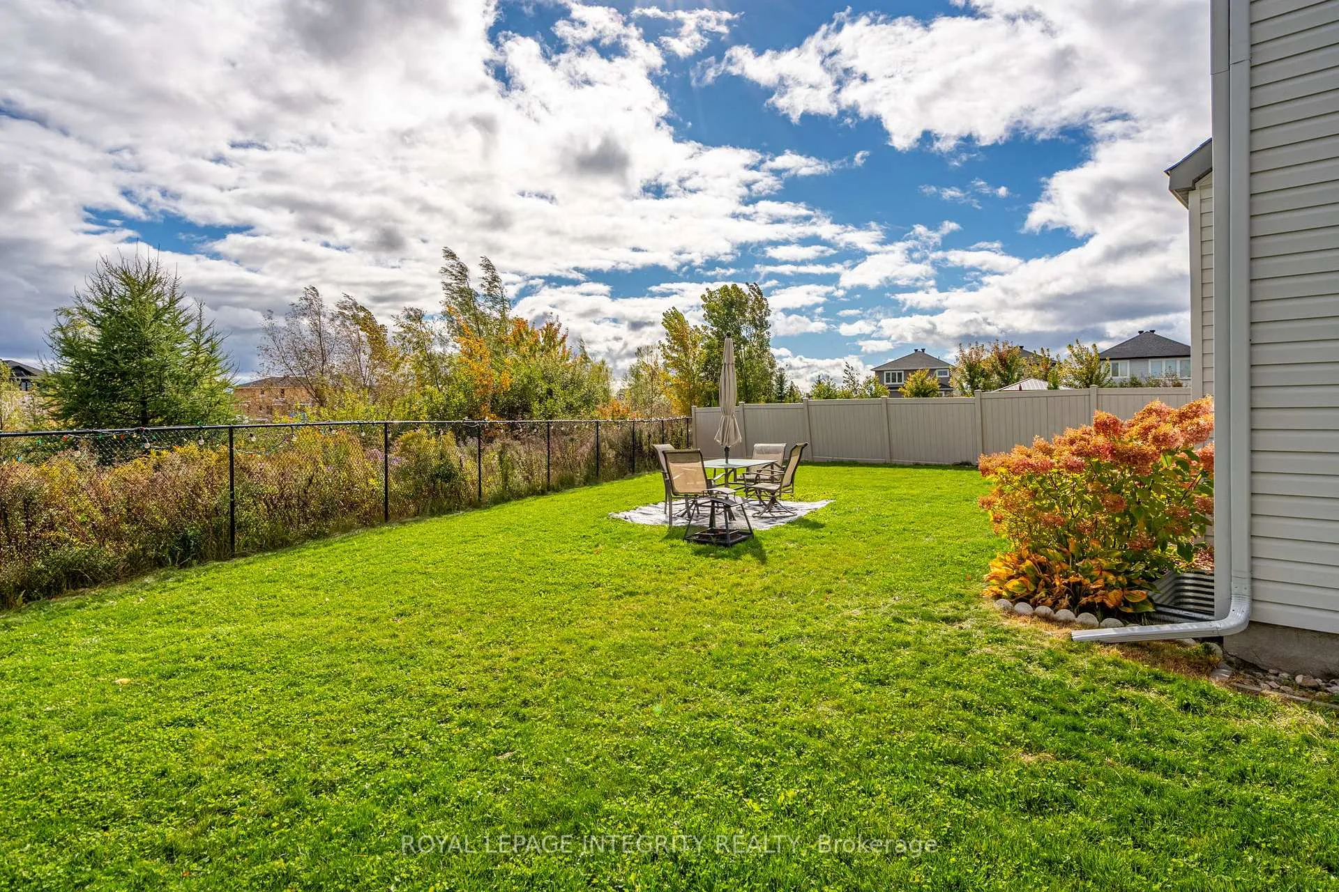 Photo 38 of 367 Andalusian Crescent, Ottawa, Kanata - Emerald Meadows/Trailwest — HOMEH