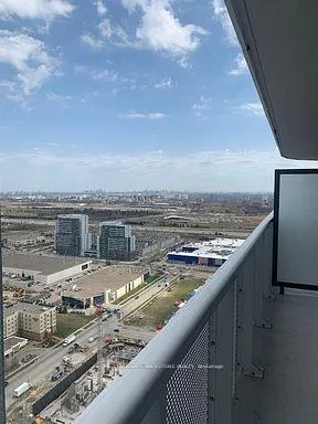 Photo 8 of Unit 3901, 225 Commerce Street, Vaughan, Vaughan Corporate Centre — HOMEH