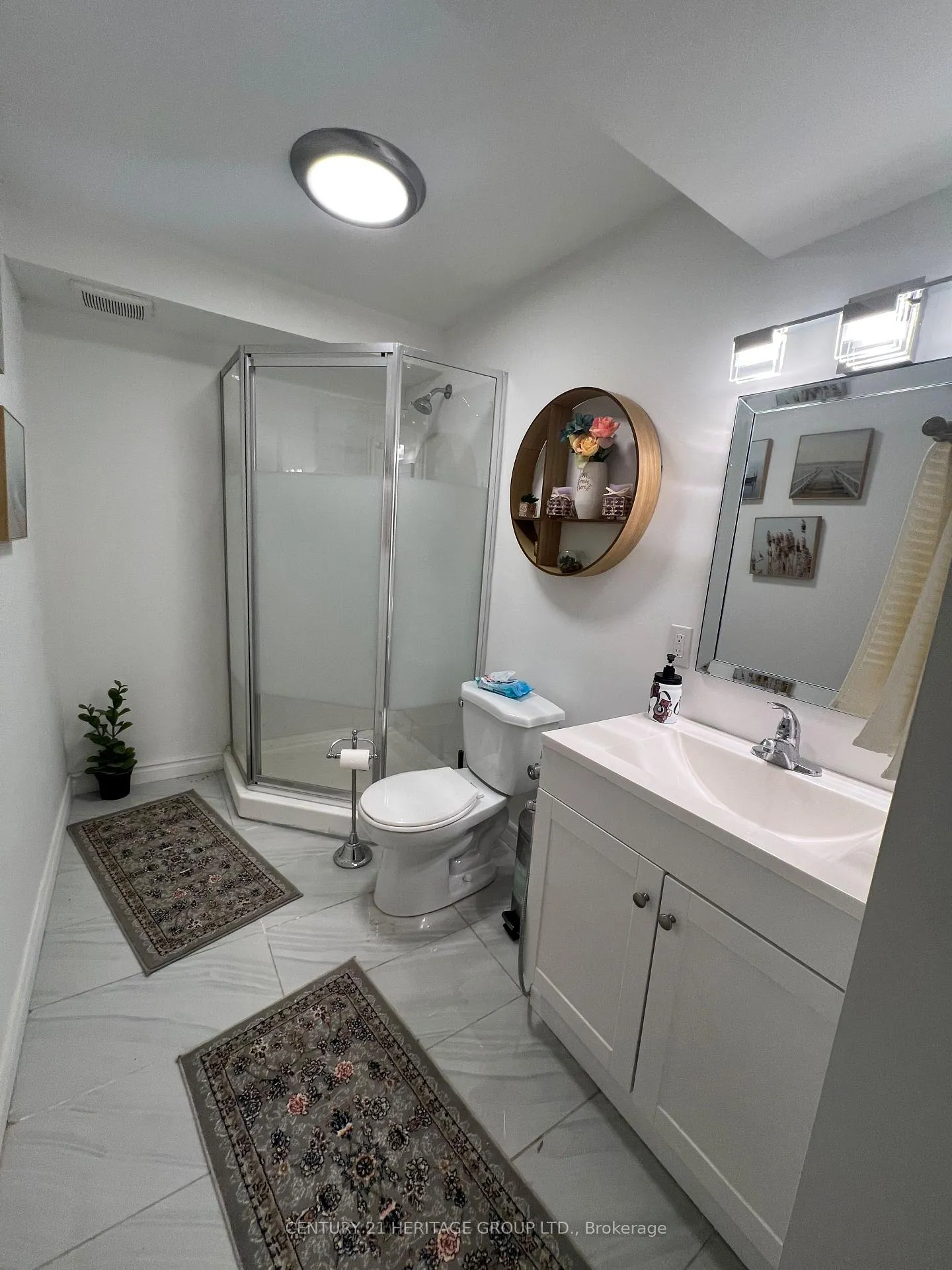 Photo 9 of Unit Basement, 238 Glenway Circle, Newmarket, Glenway Estates — HOMEH