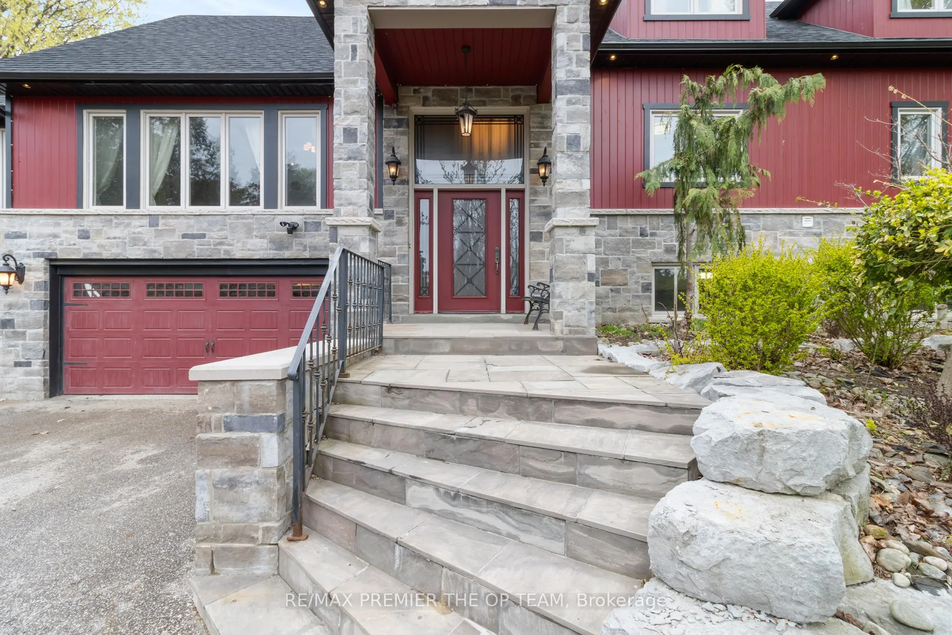Photo 3 of 16326 The Gore Road, Caledon, Rural Caledon — HOMEH