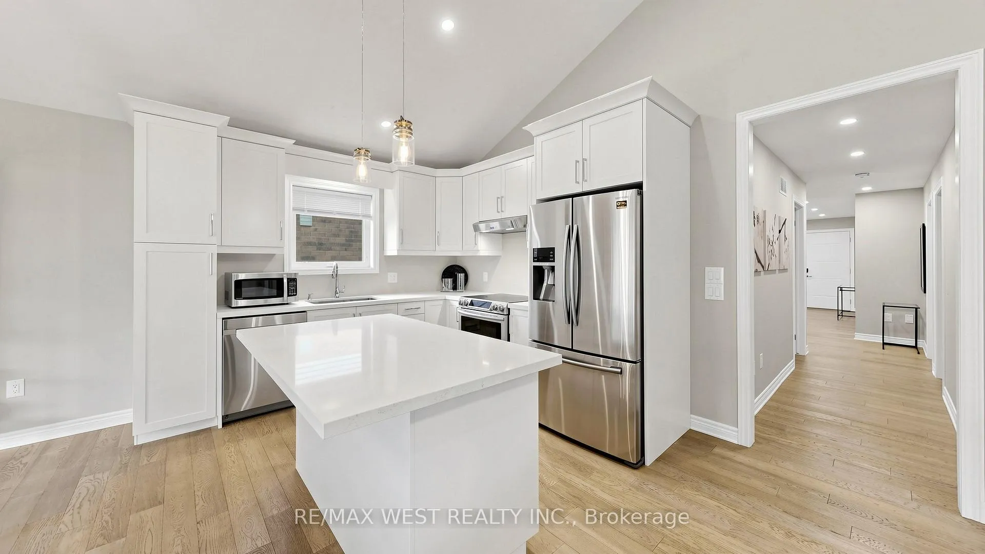 Photo 10 of 20 Secord Street, Thorold, Hurricane/Merrittville — HOMEH