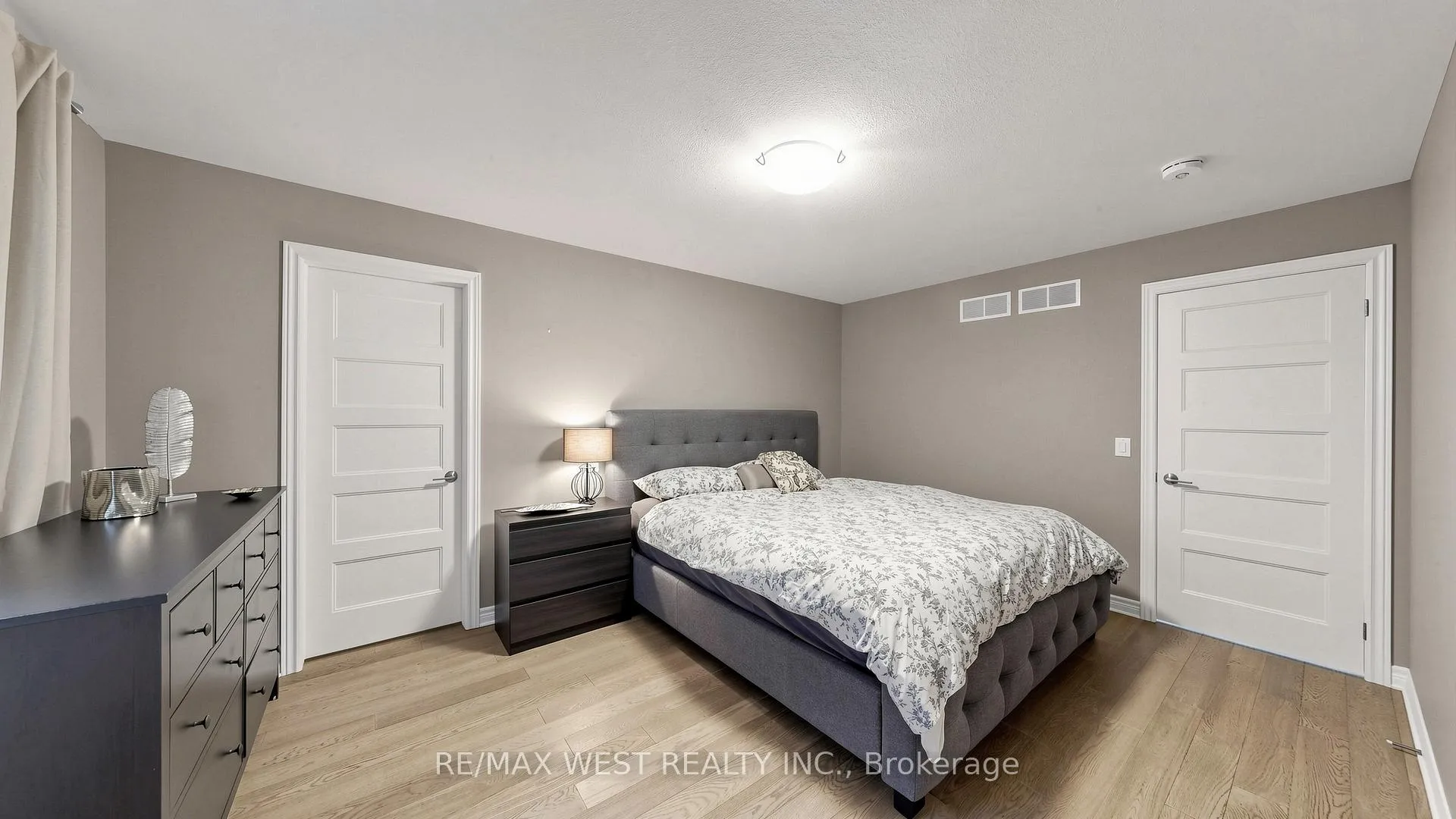 Photo 15 of 20 Secord Street, Thorold, Hurricane/Merrittville — HOMEH