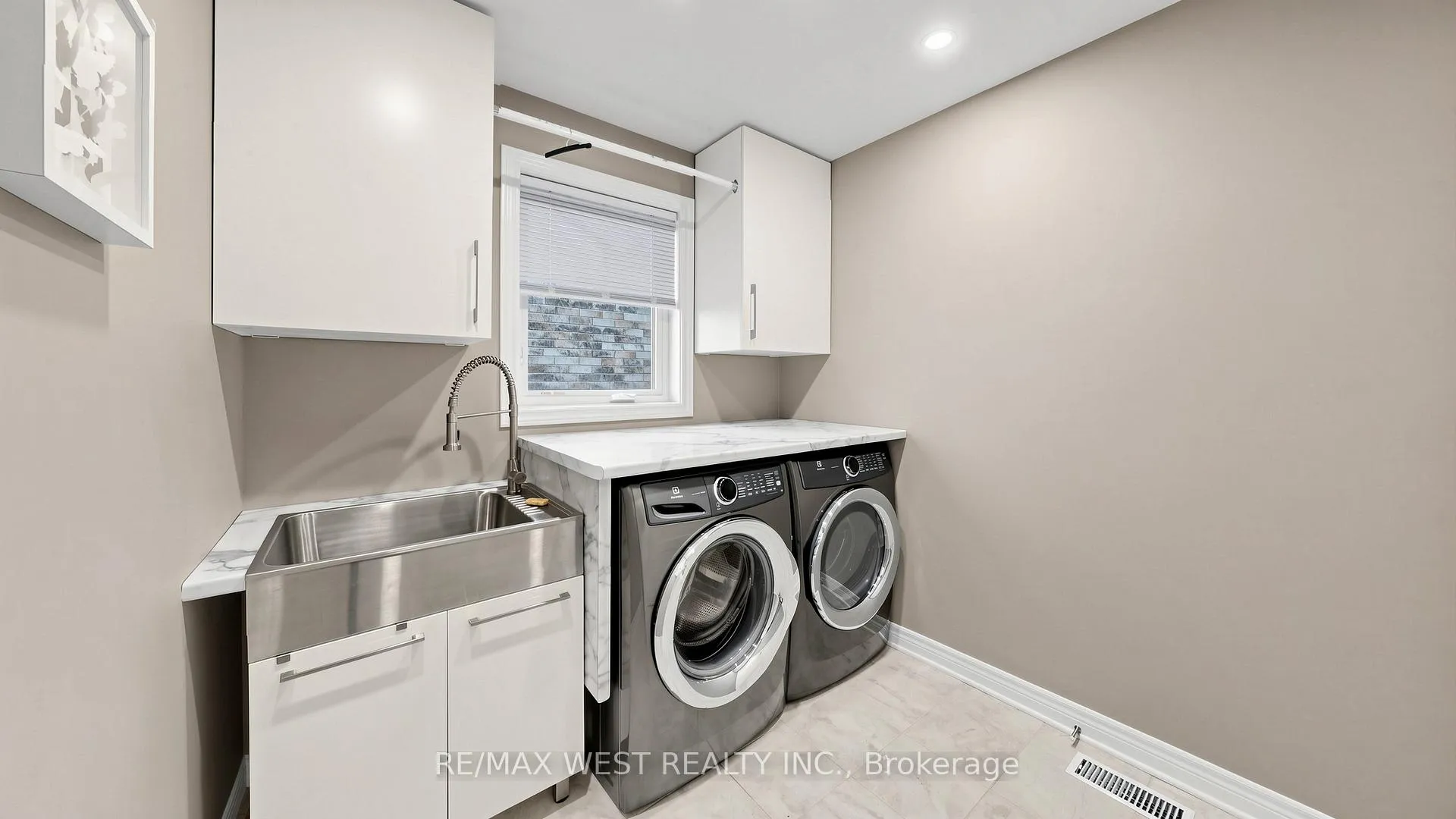 Photo 20 of 20 Secord Street, Thorold, Hurricane/Merrittville — HOMEH