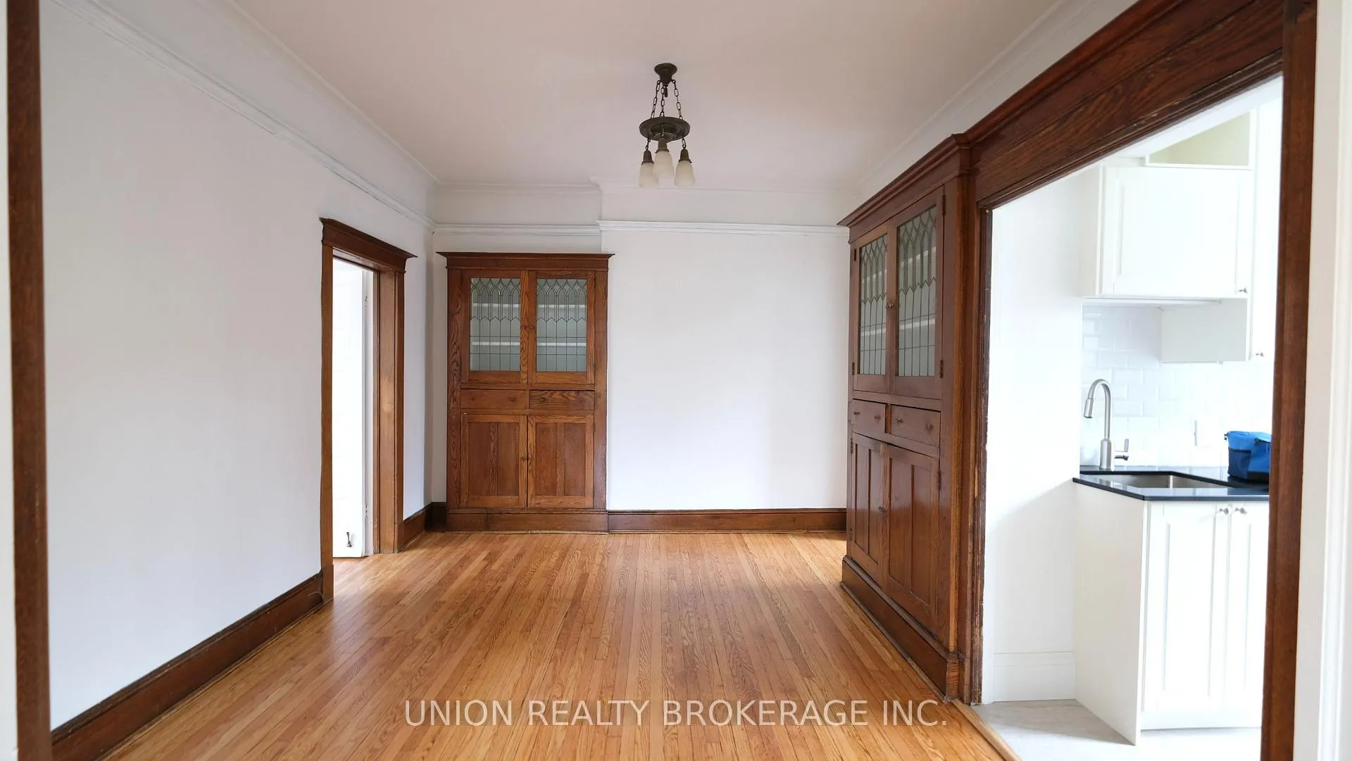 Photo 6 of Unit Main, 46 Benlamond Avenue, Toronto, East End-Danforth — HOMEH