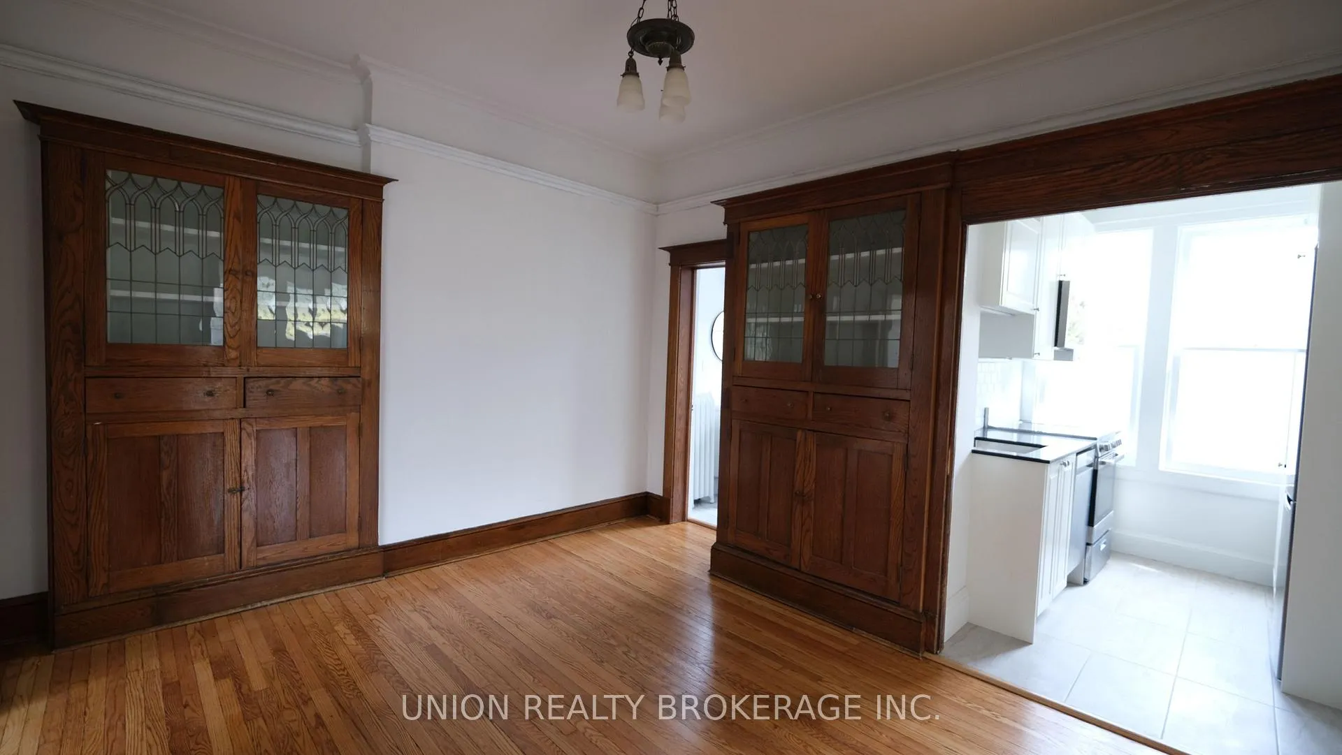 Photo 7 of Unit Main, 46 Benlamond Avenue, Toronto, East End-Danforth — HOMEH