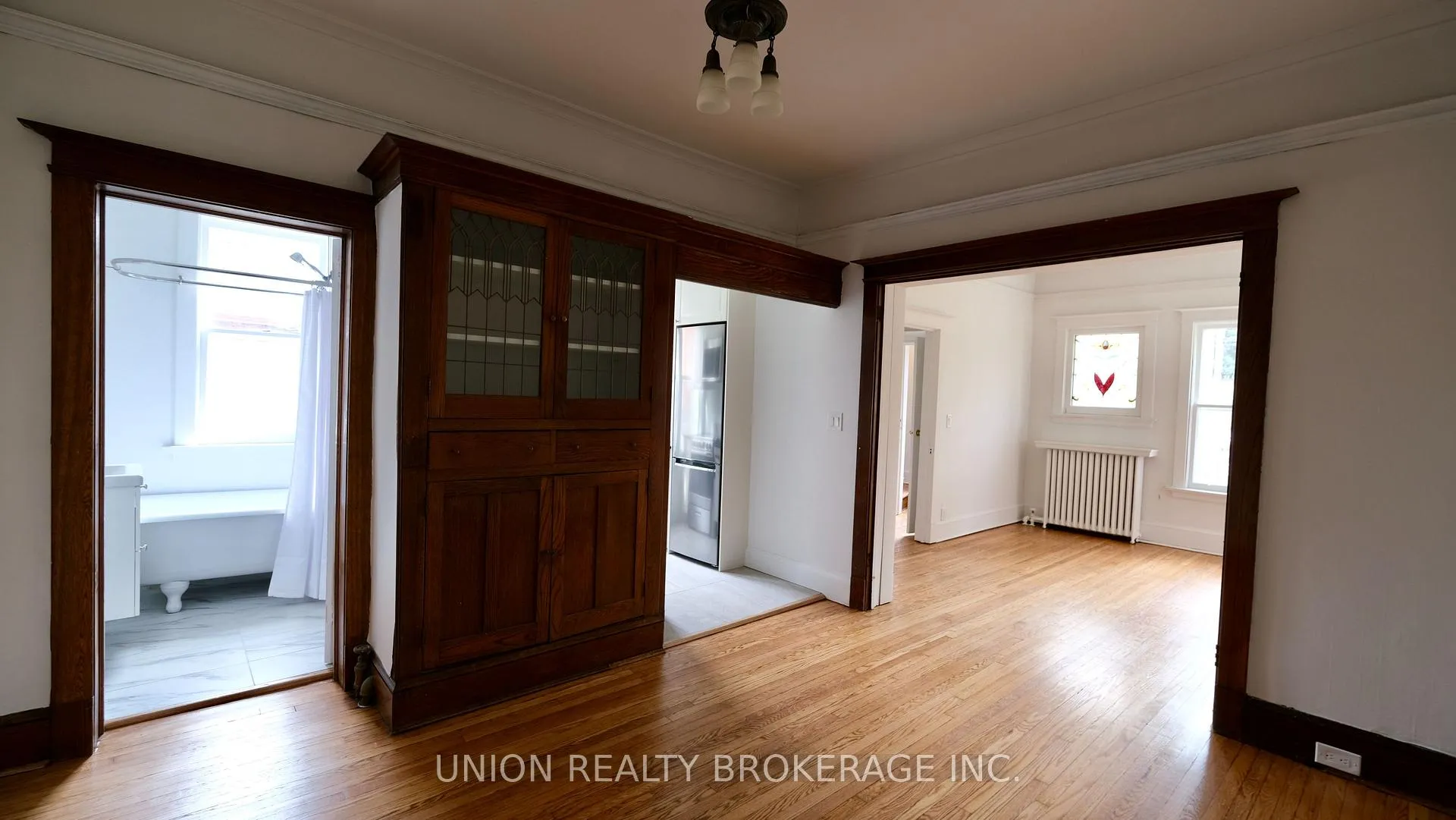 Photo 8 of Unit Main, 46 Benlamond Avenue, Toronto, East End-Danforth — HOMEH