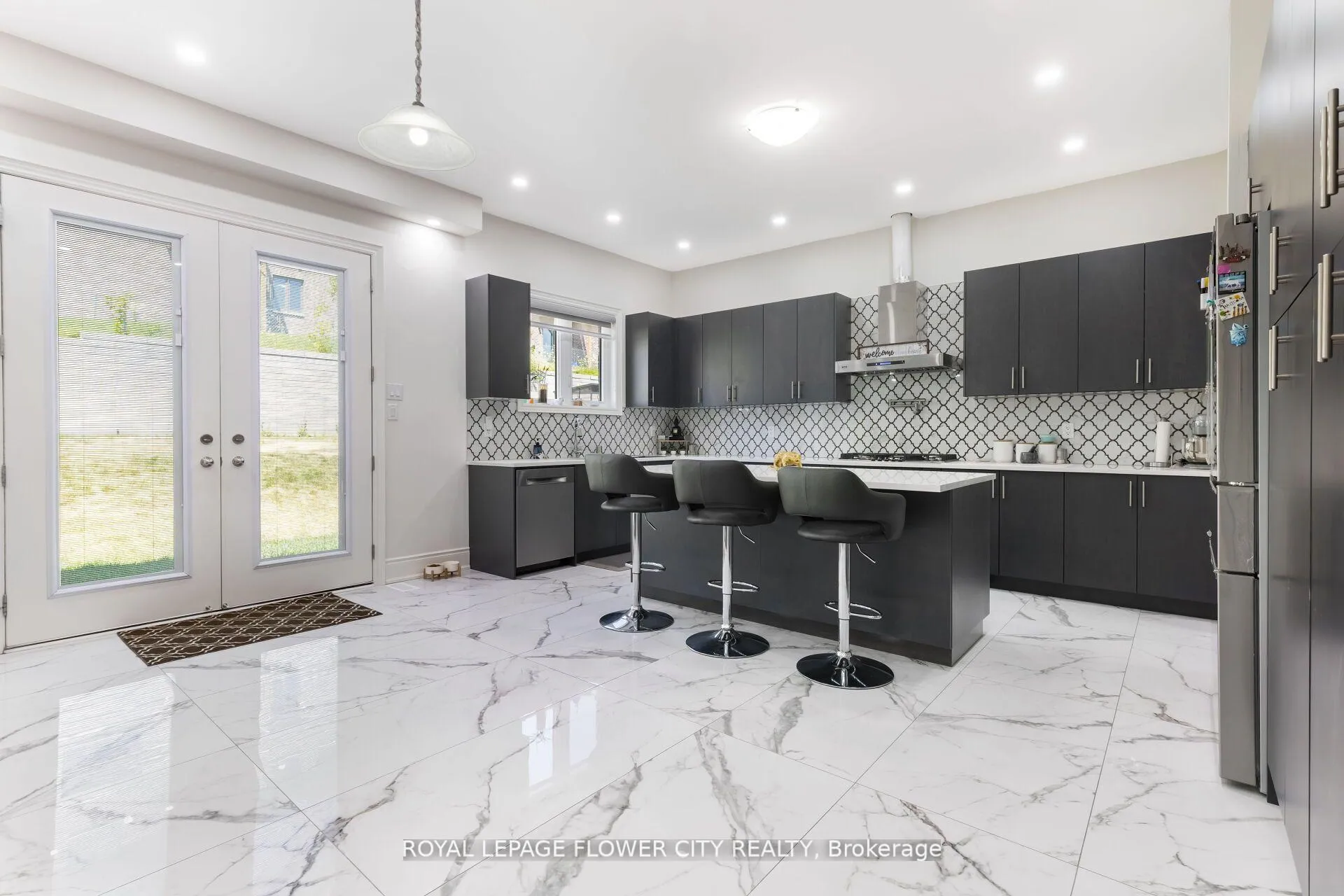 Photo 1 of 48 James Walker Avenue, Caledon, Caledon East — HOMEH