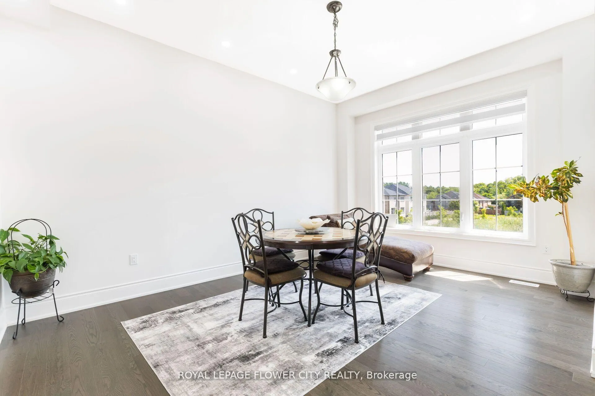 Photo 8 of 48 James Walker Avenue, Caledon, Caledon East — HOMEH