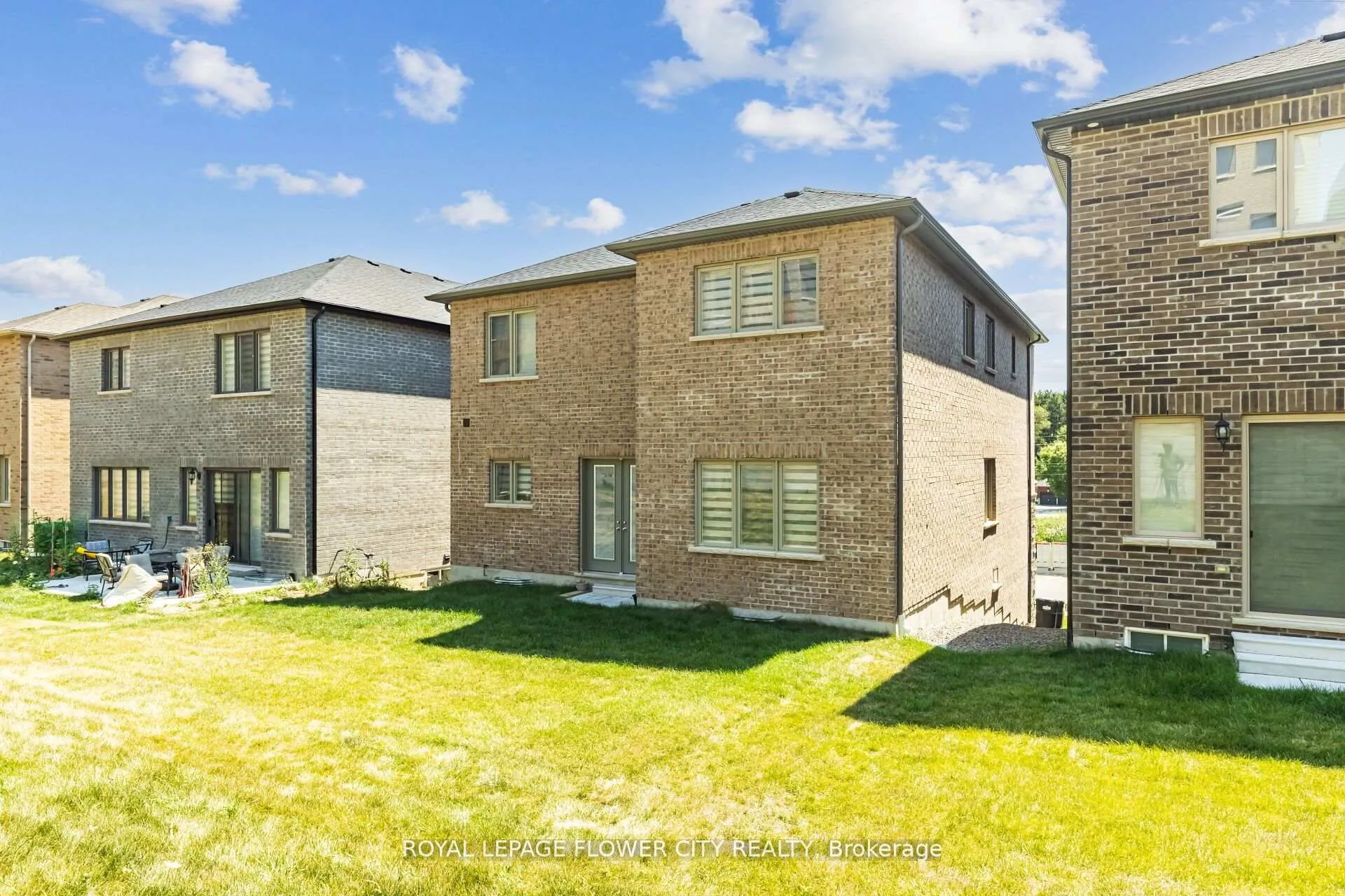 Photo 47 of 48 James Walker Avenue, Caledon, Caledon East — HOMEH