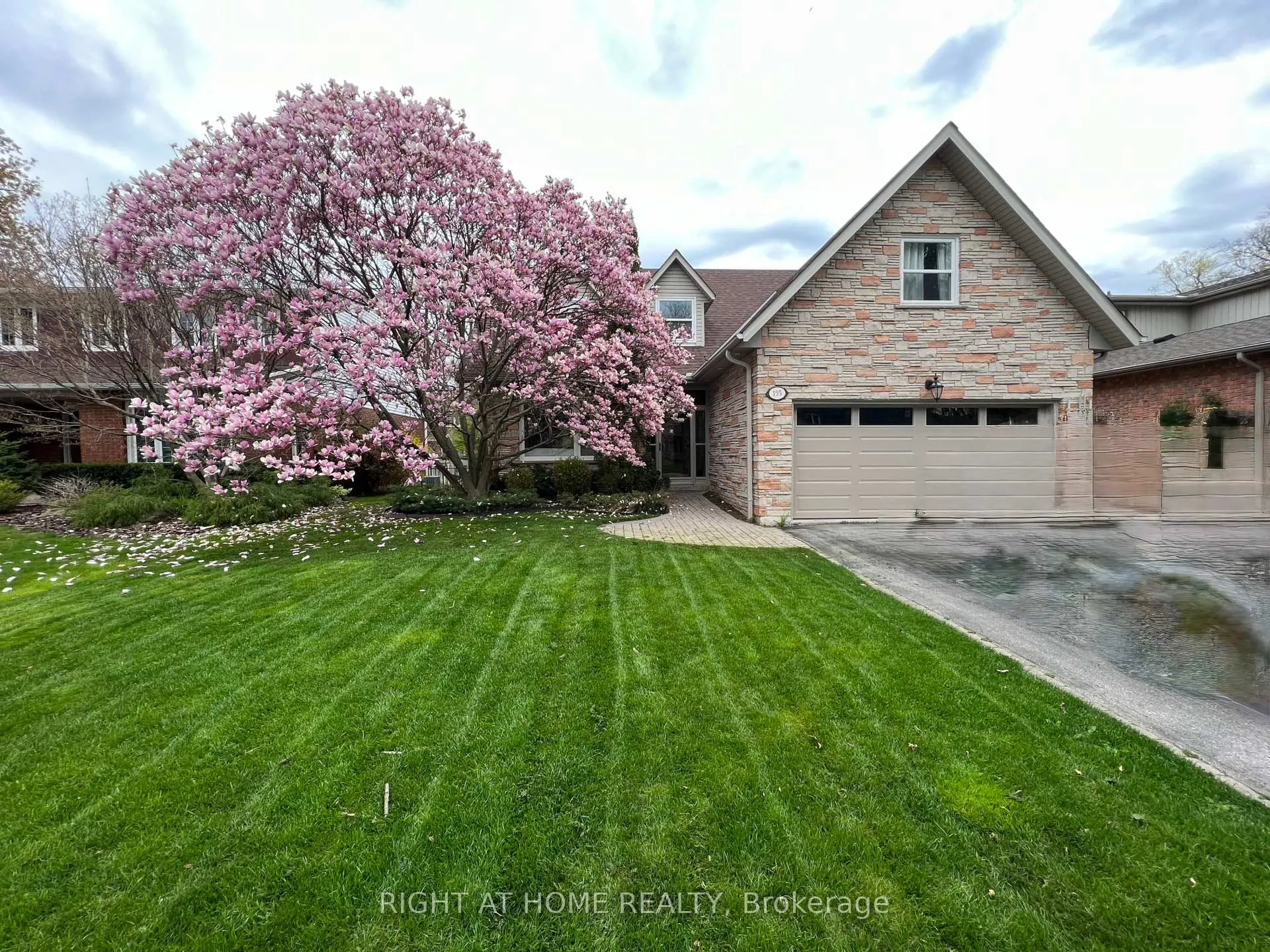 Photo 1 of 155 Cheverie Street, Oakville, Ford — HOMEH