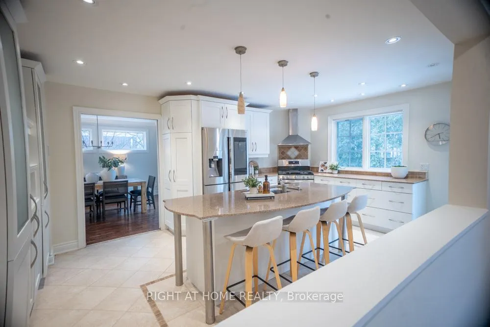 Photo 7 of 155 Cheverie Street, Oakville, Ford — HOMEH