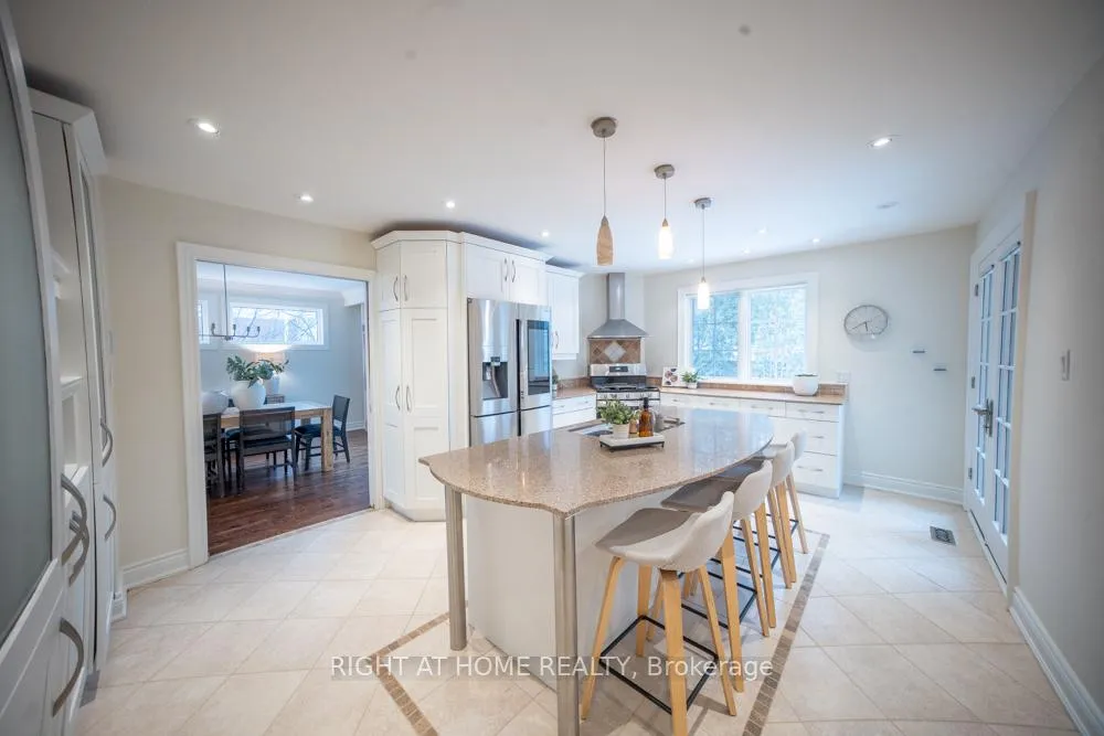 Photo 8 of 155 Cheverie Street, Oakville, Ford — HOMEH