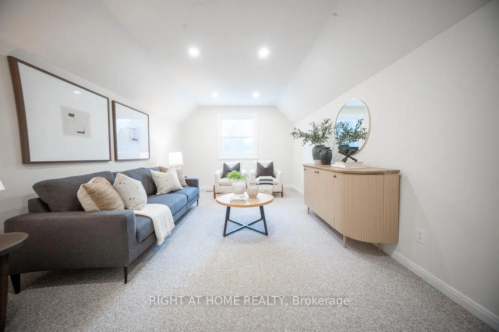 Photo 17 of 155 Cheverie Street, Oakville, Ford — HOMEH