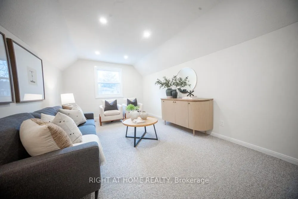 Photo 18 of 155 Cheverie Street, Oakville, Ford — HOMEH