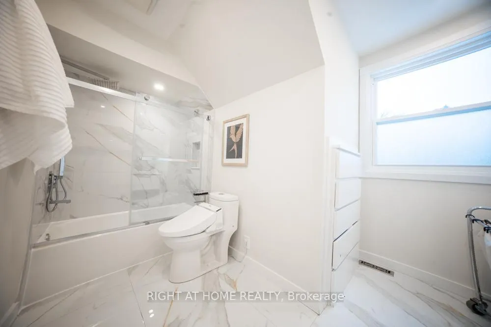 Photo 21 of 155 Cheverie Street, Oakville, Ford — HOMEH