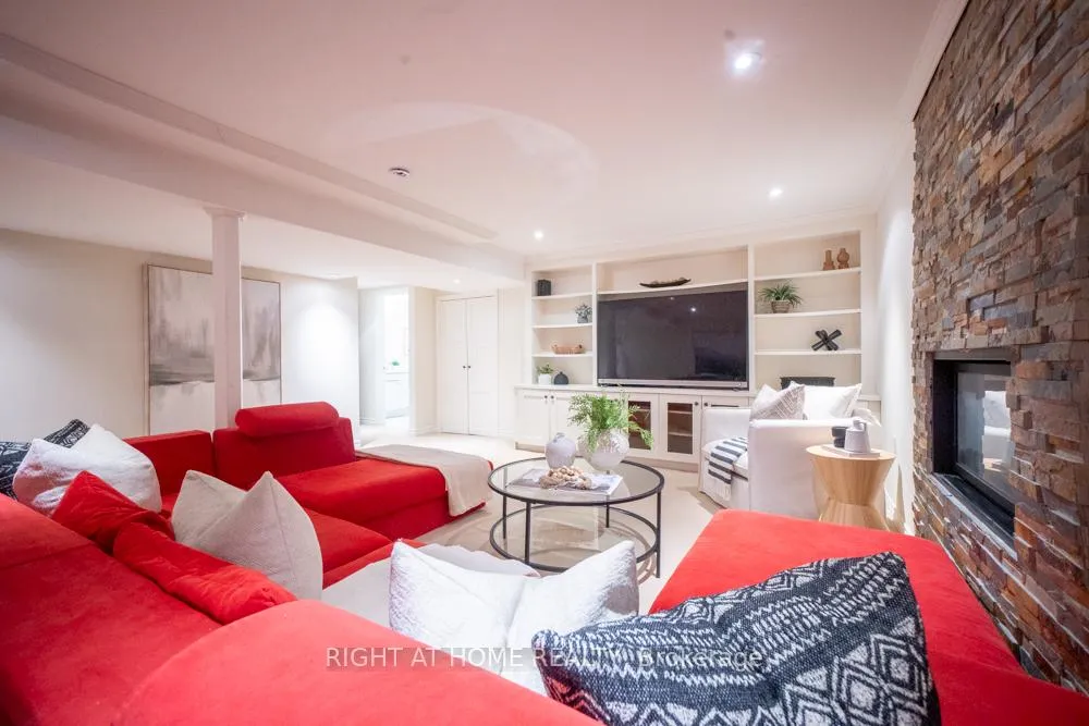 Photo 35 of 155 Cheverie Street, Oakville, Ford — HOMEH