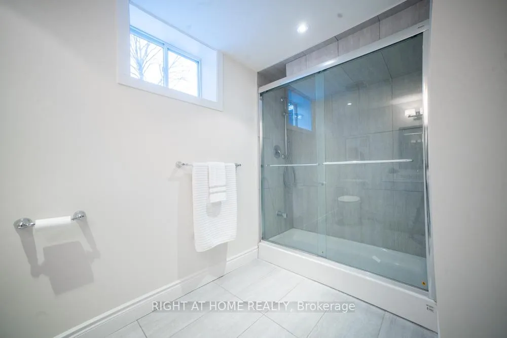Photo 38 of 155 Cheverie Street, Oakville, Ford — HOMEH