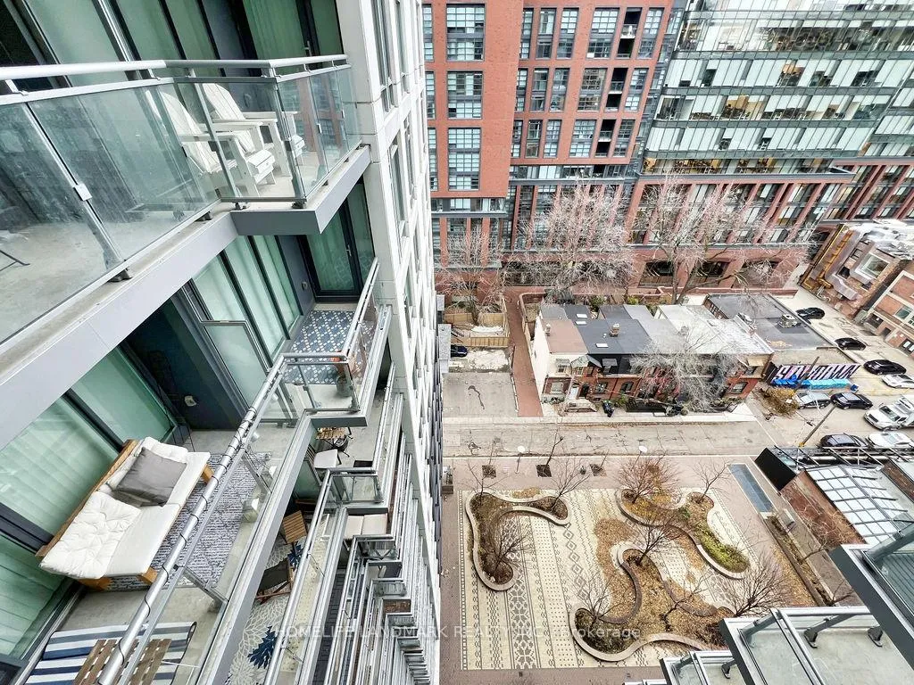 Photo 3 of Unit 1620, 525 Adelaide Street W, Toronto, Waterfront Communities — HOMEH