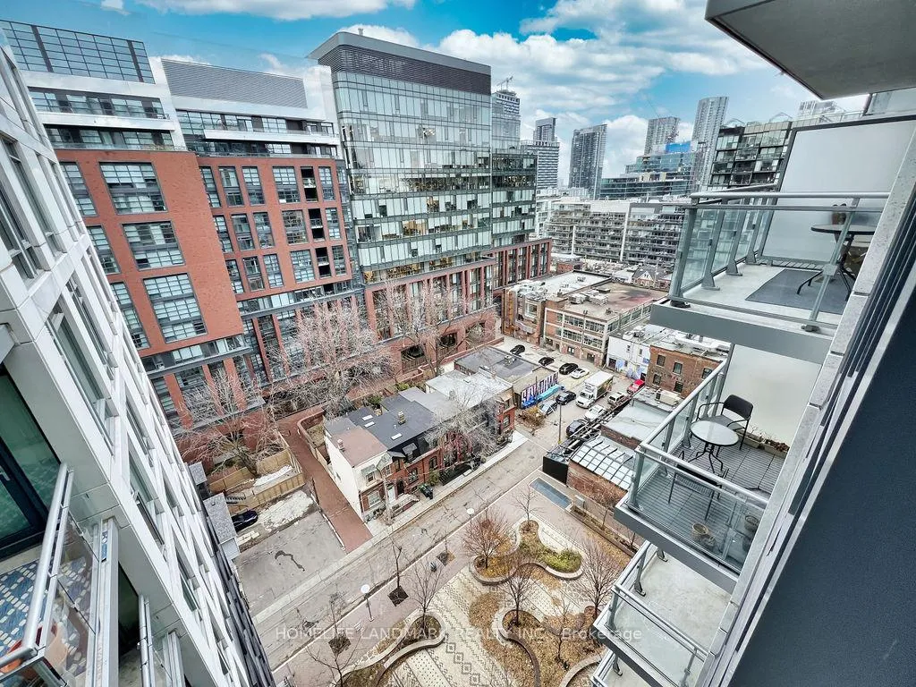 Photo 4 of Unit 1620, 525 Adelaide Street W, Toronto, Waterfront Communities — HOMEH