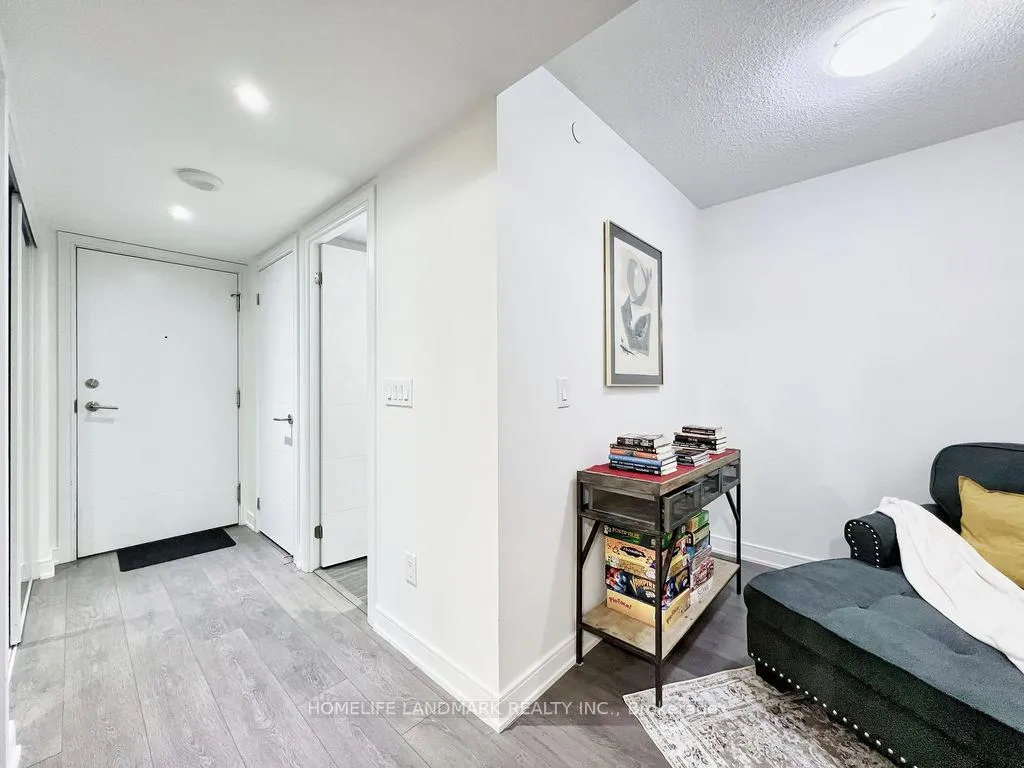 Photo 13 of Unit 1620, 525 Adelaide Street W, Toronto, Waterfront Communities — HOMEH