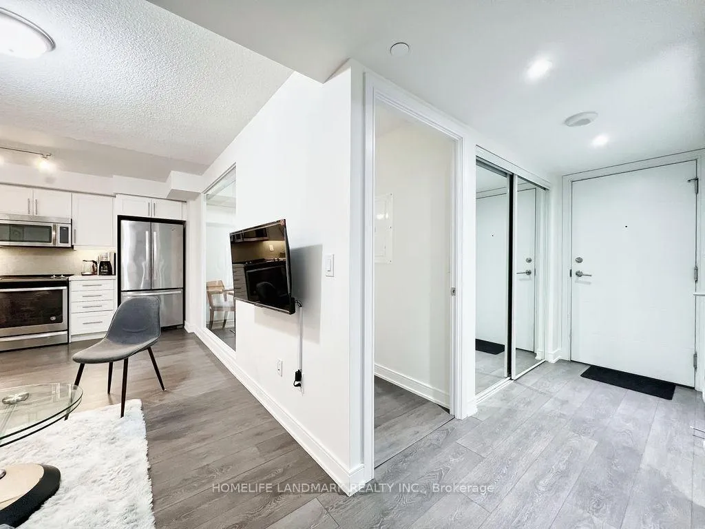 Photo 15 of Unit 1620, 525 Adelaide Street W, Toronto, Waterfront Communities — HOMEH
