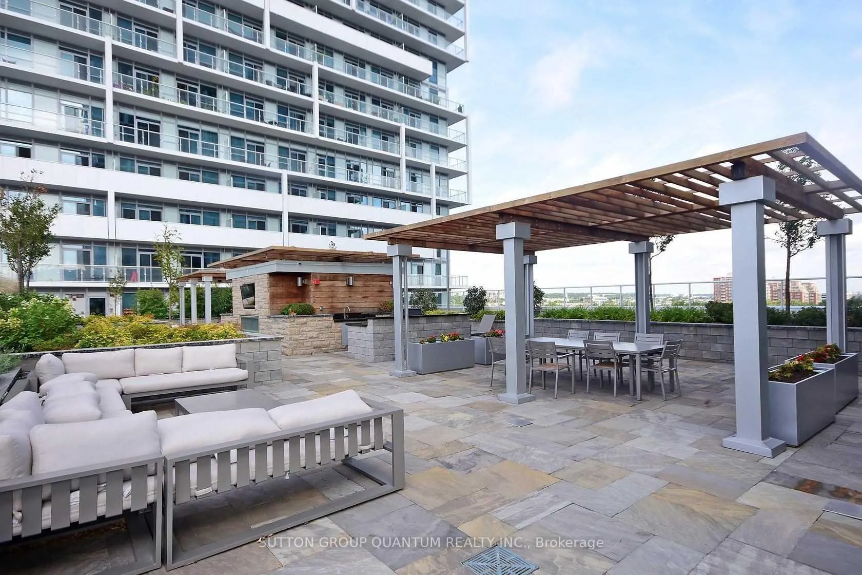 Photo 33 of Unit 1406, 55 Speers Road, Oakville, Central — HOMEH