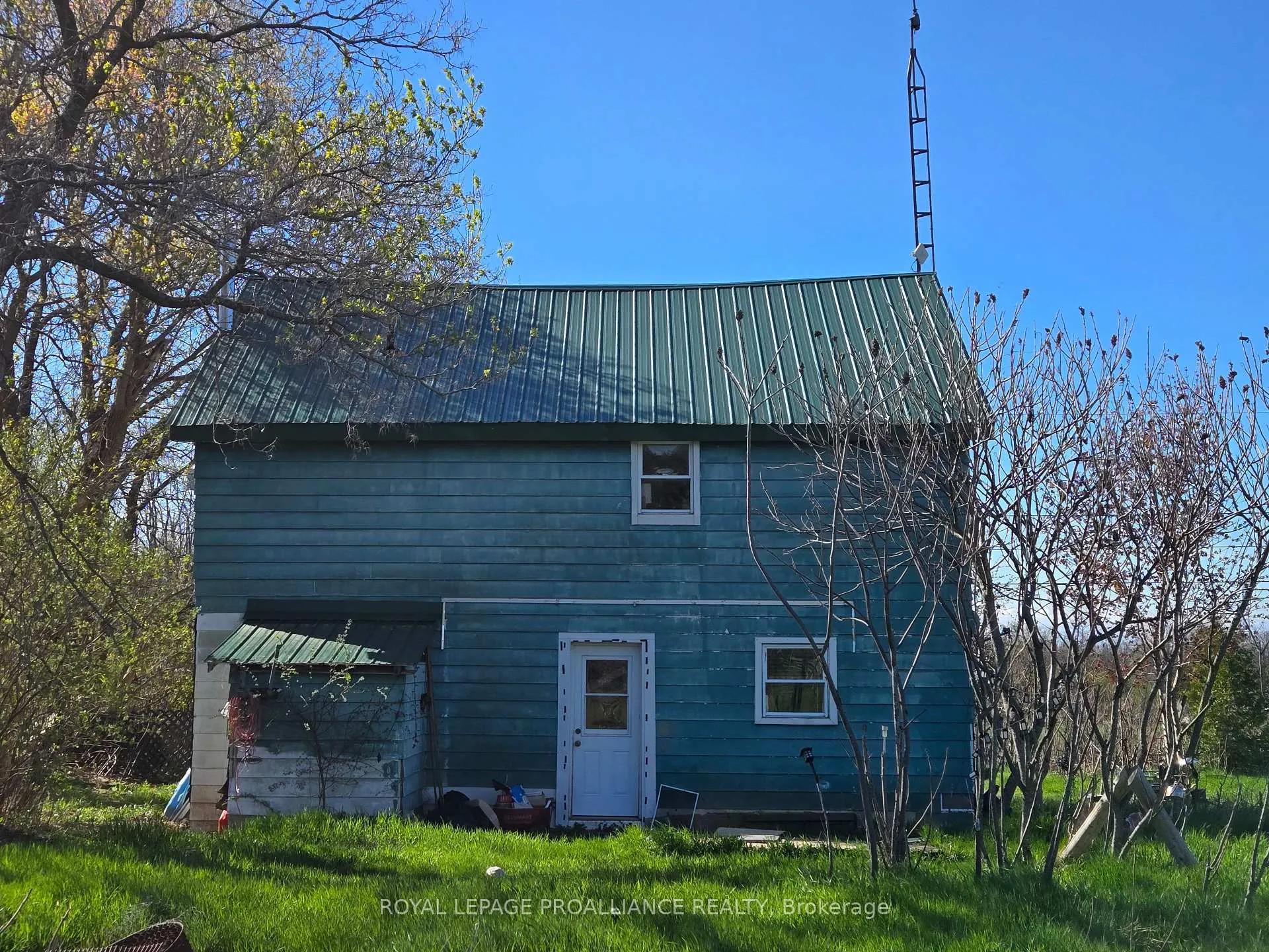 Photo 2 of 3161 Blessington Road, Tyendinaga, Tyendinaga Township — HOMEH