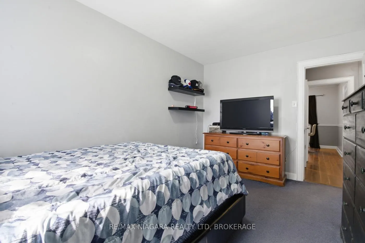 Photo 10 of 85 Wiley Street, St. Catharines, Downtown — HOMEH